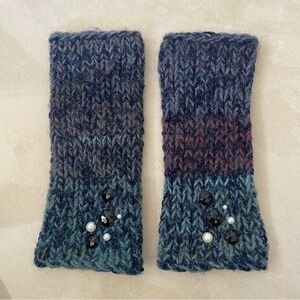 Fingerless Gloves With Thumbholes & Knit Blue Pattern With Embellishments